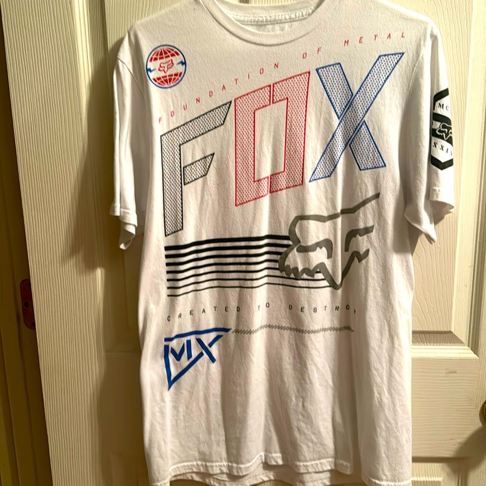 Men’s Fox medium t-shirt gently used